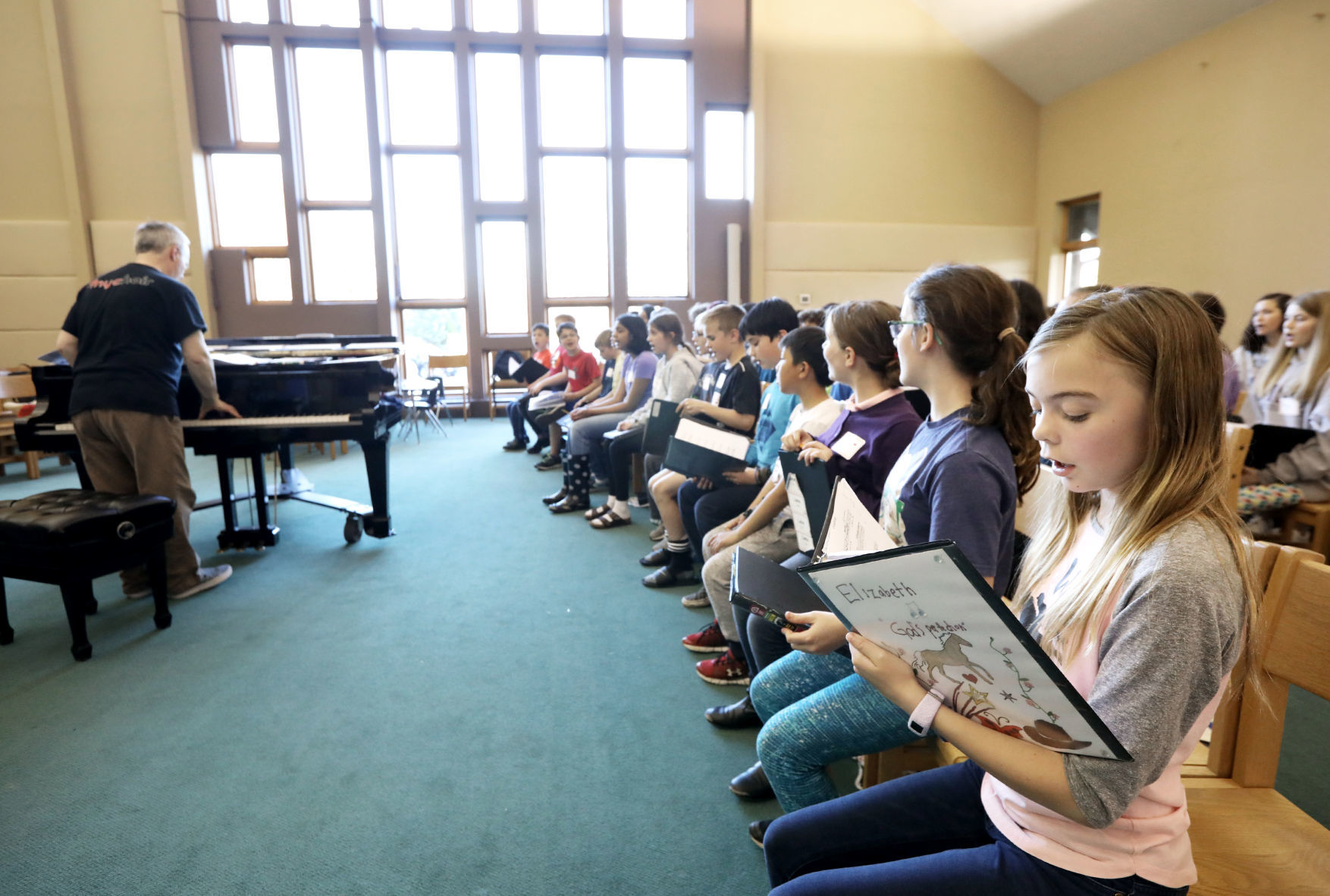 Elizabeth Brockhaus and other MYC singers
